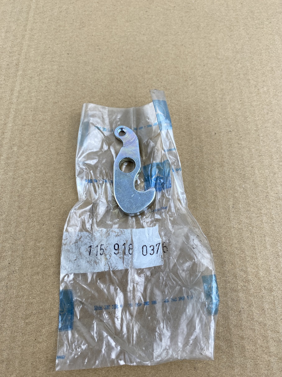 ARRETIERHAKEN LINKS "NOS"